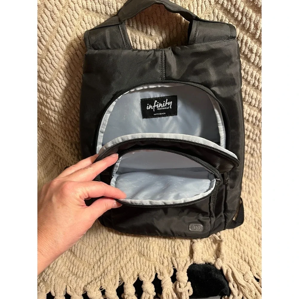 Lug Hatchback 3.0 Backpack Travel Bag Purse in Black with RFID - Unisex EUC - Picture 8 of 9